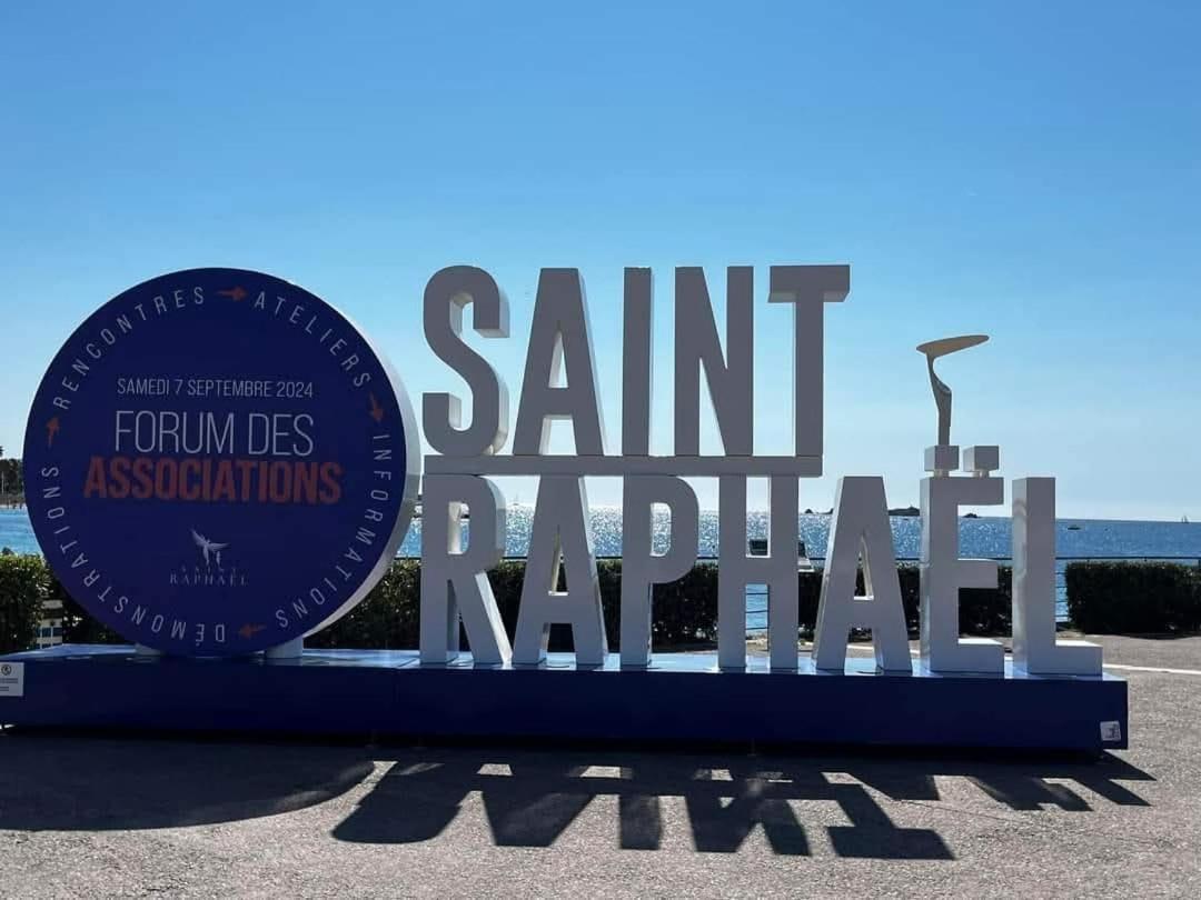 Vacances En Paradis Saint-Raphaël Zewnętrze zdjęcie